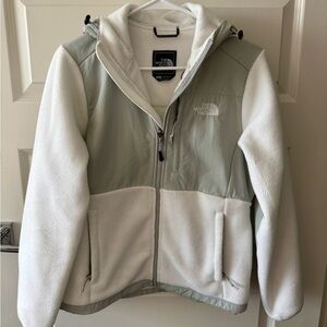 The North Face Cream Fleece Jacket